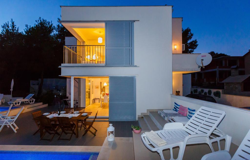 Villa Casabianca Milna  Buitenkant foto