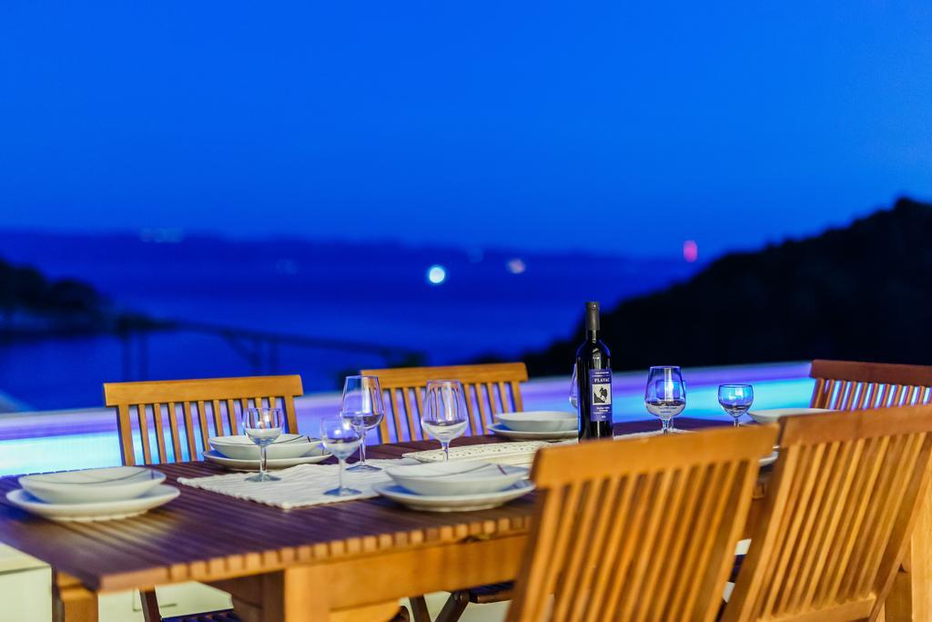Villa Casabianca Milna  Buitenkant foto